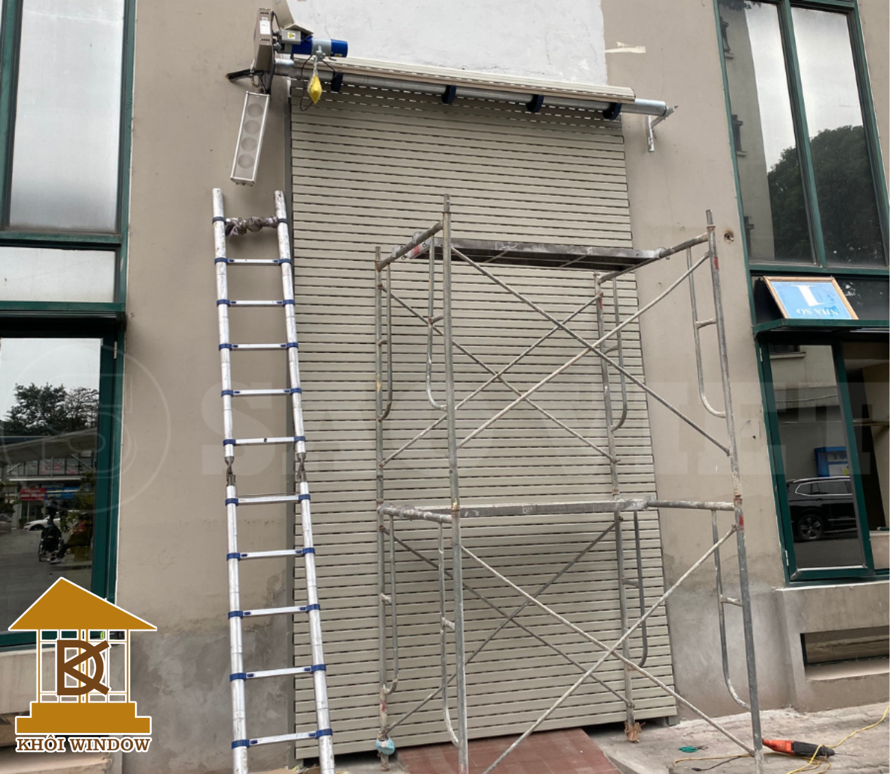Cửa Cuốn Austdoor E51 Chính Hãng