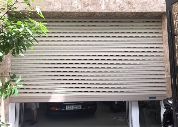Cửa Cuốn Khe Thoáng Mega