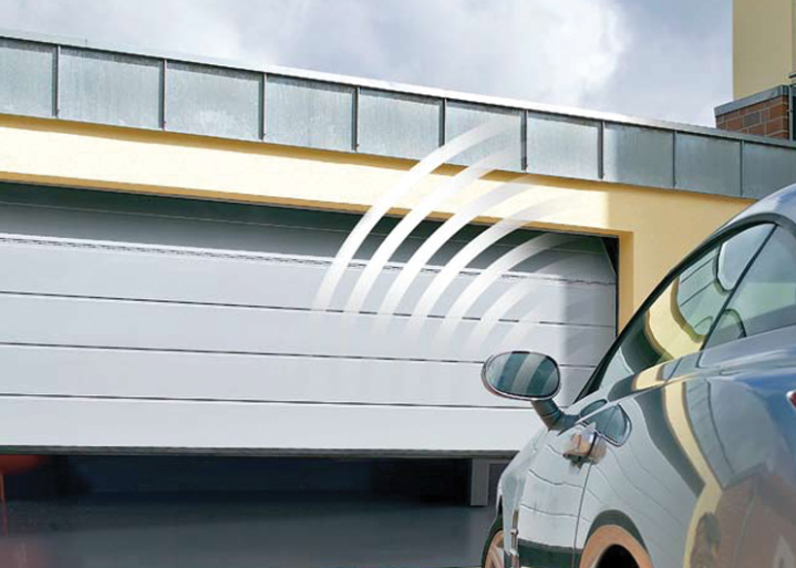 Cửa cuốn trượt trần Austdoor